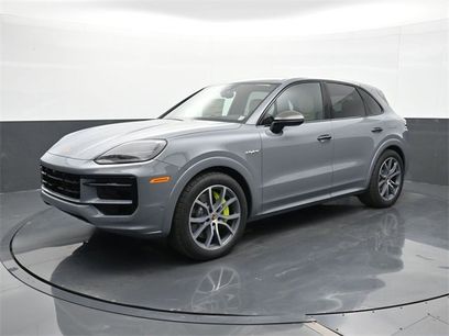 New 2025 Porsche Cayenne S