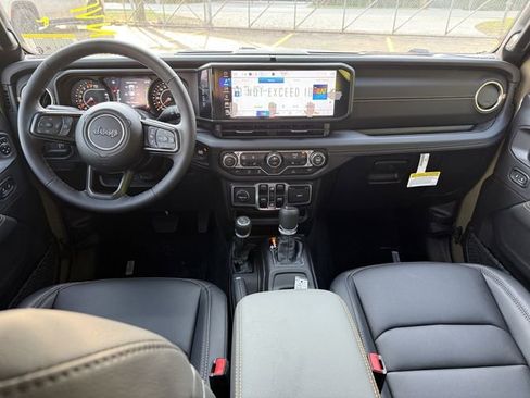 New 2026 Jeep Gladiator Sport image 18