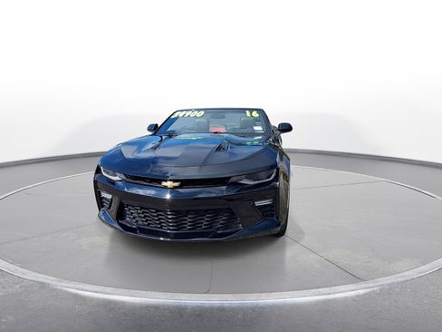 Used 2016 Chevrolet Camaro SS RWD image 3