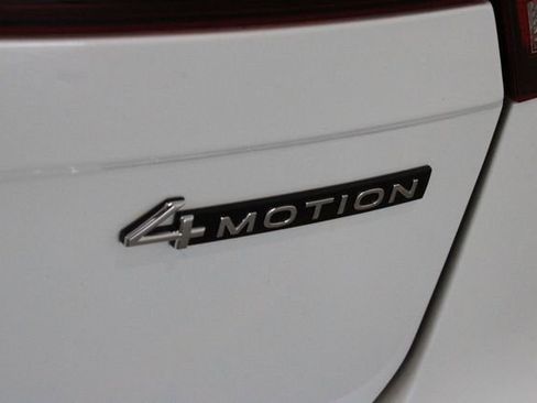 Used 2022 Volkswagen Tiguan S image 39