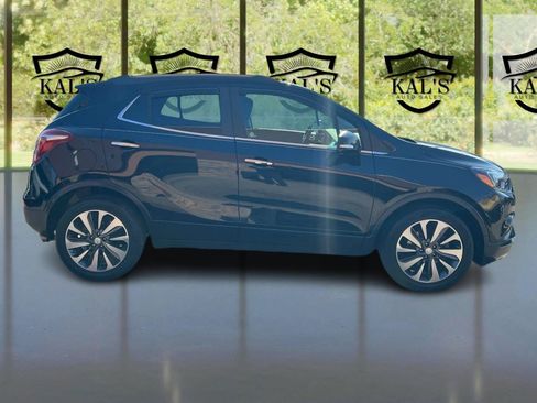 Used 2019 Buick Encore Essence FWD image 4