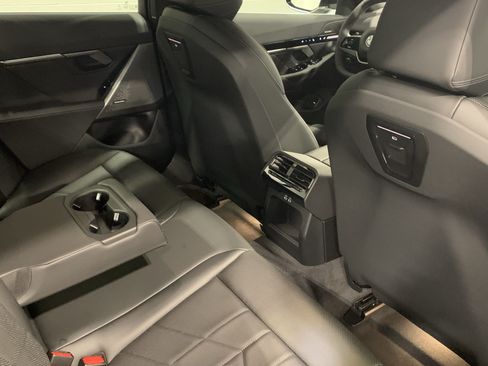 Used 2026 BMW 530i w/ Premium Package RWD image 28