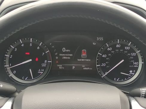 Used 2021 Toyota Highlander XLE FWD image 34