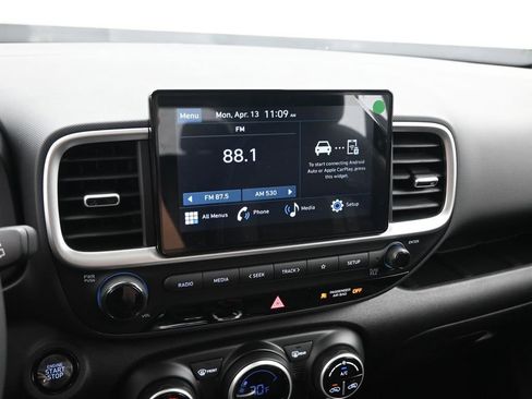 New 2026 Hyundai Venue SEL FWD image 13