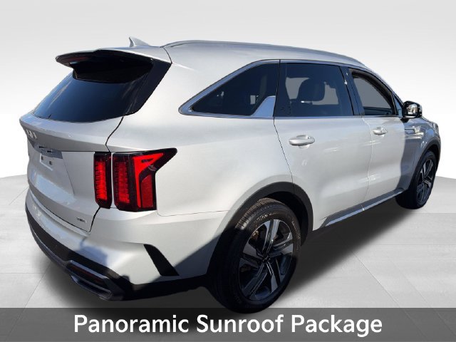 Used 2024 Kia Sorento EX w/ Panoramic Sunroof Package AWD/4WD image 8