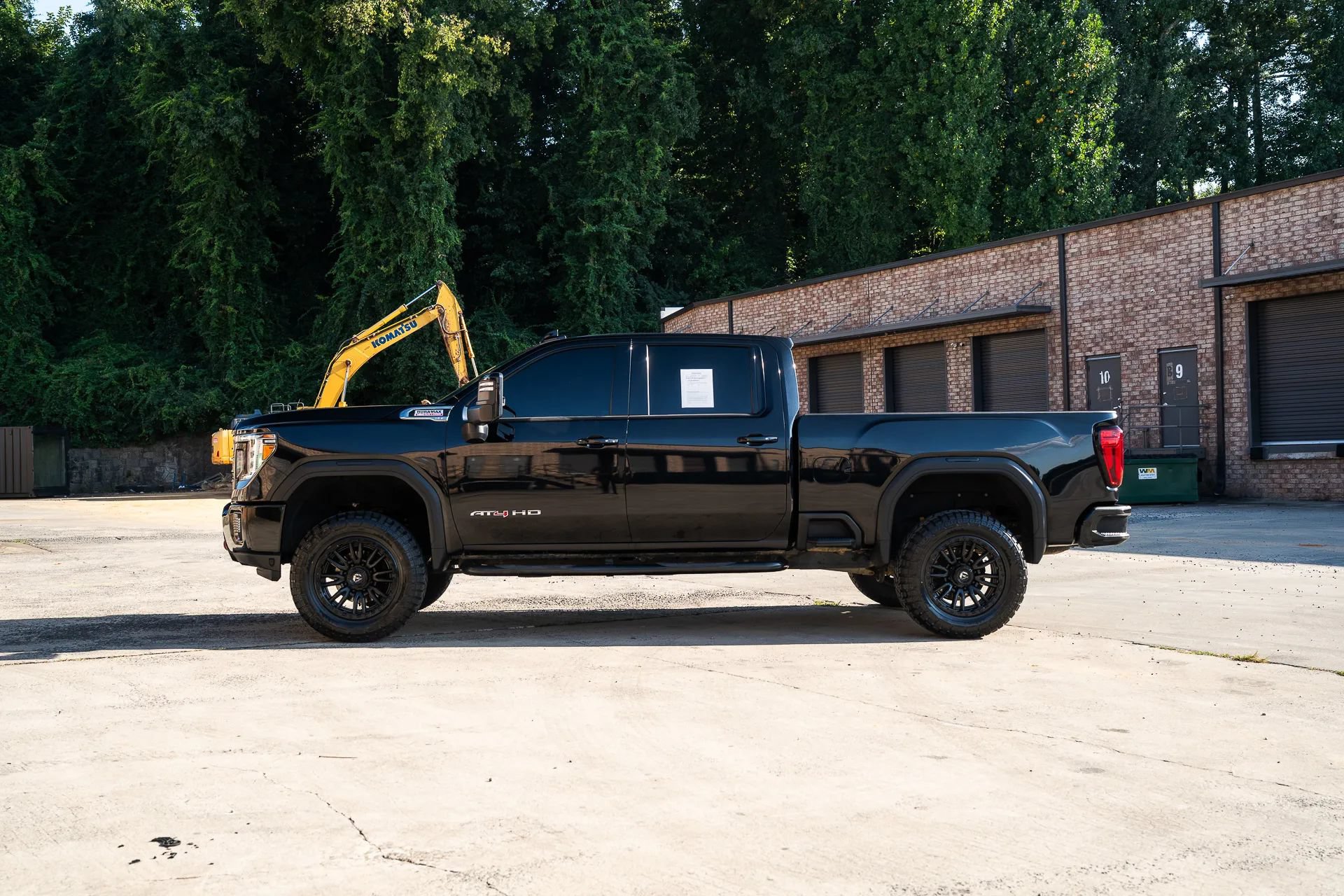 Used 2021 GMC Sierra 2500 AT4 AWD/4WD image 5