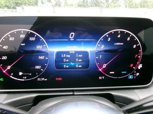 Used 2025 Mercedes-Benz C 300 Sedan image 17