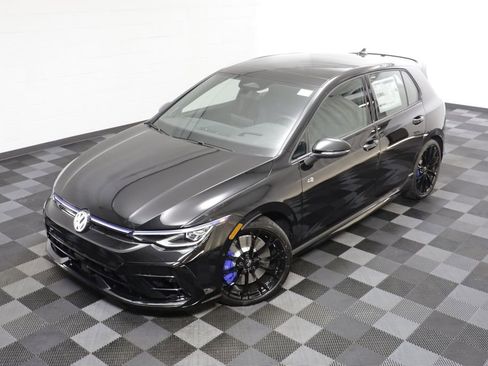 New 2026 Volkswagen Golf AWD/4WD image 2