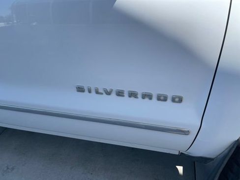 Used 2015 Chevrolet Silverado 1500 LTZ Z71 w/ LTZ Plus Package AWD/4WD image 21