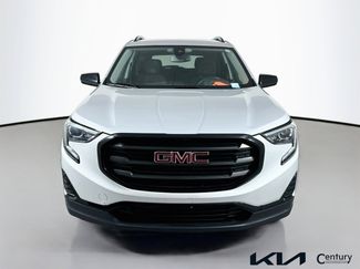 Used 2021 GMC Terrain SLE w/ Elevation Edition FWD video 2