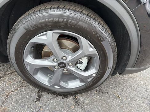 Used 2025 Ford Escape ST-Line image 5