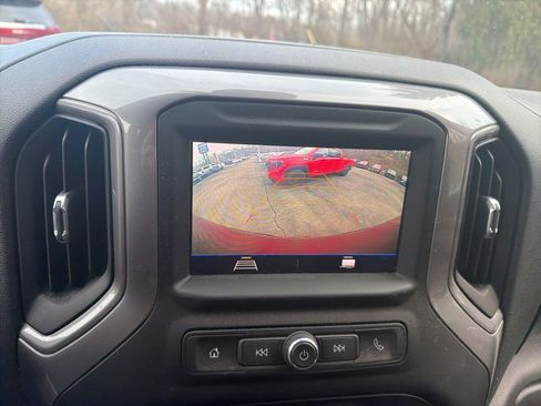 Used 2022 Chevrolet Silverado 1500 Custom w/ Safety Confidence Package image 19