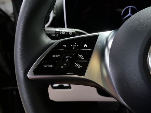 Certified 2026 Mercedes-Benz GLC 300 4MATIC image 25