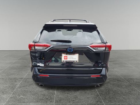 Certified 2023 Toyota RAV4 SE image 4