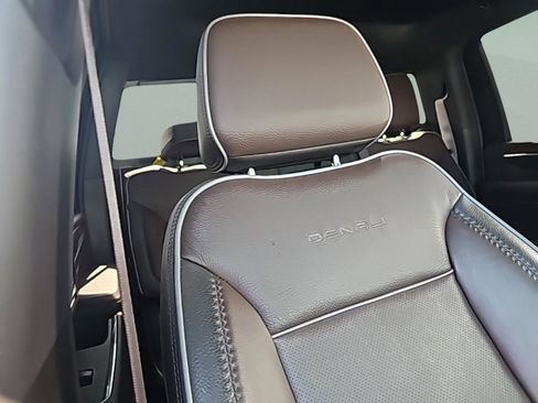 Used 2024 GMC Sierra 3500 Denali w/ Denali Reserve Package image 32