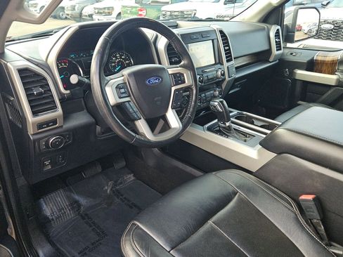 Used 2019 Ford F150 Lariat w/ Equipment Group 502A Luxury image 10