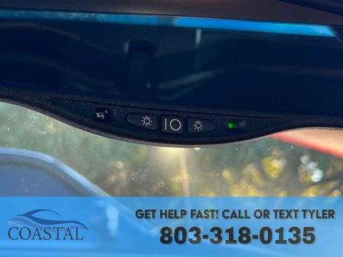 Used 2004 Chevrolet Corvette Coupe w/ Preferred Equipment Group image 31