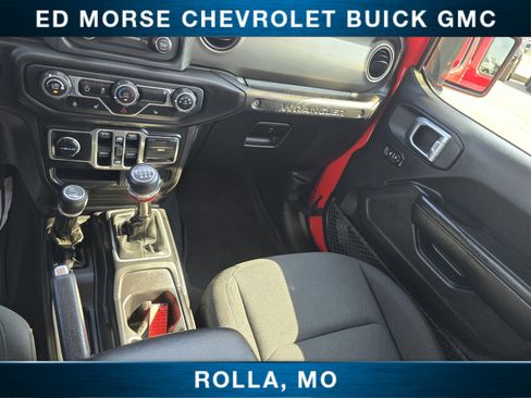 Used 2018 Jeep Wrangler Unlimited Sport S image 27