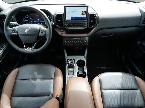 Used 2024 Ford Bronco Sport Badlands w/ Premium Package image 16