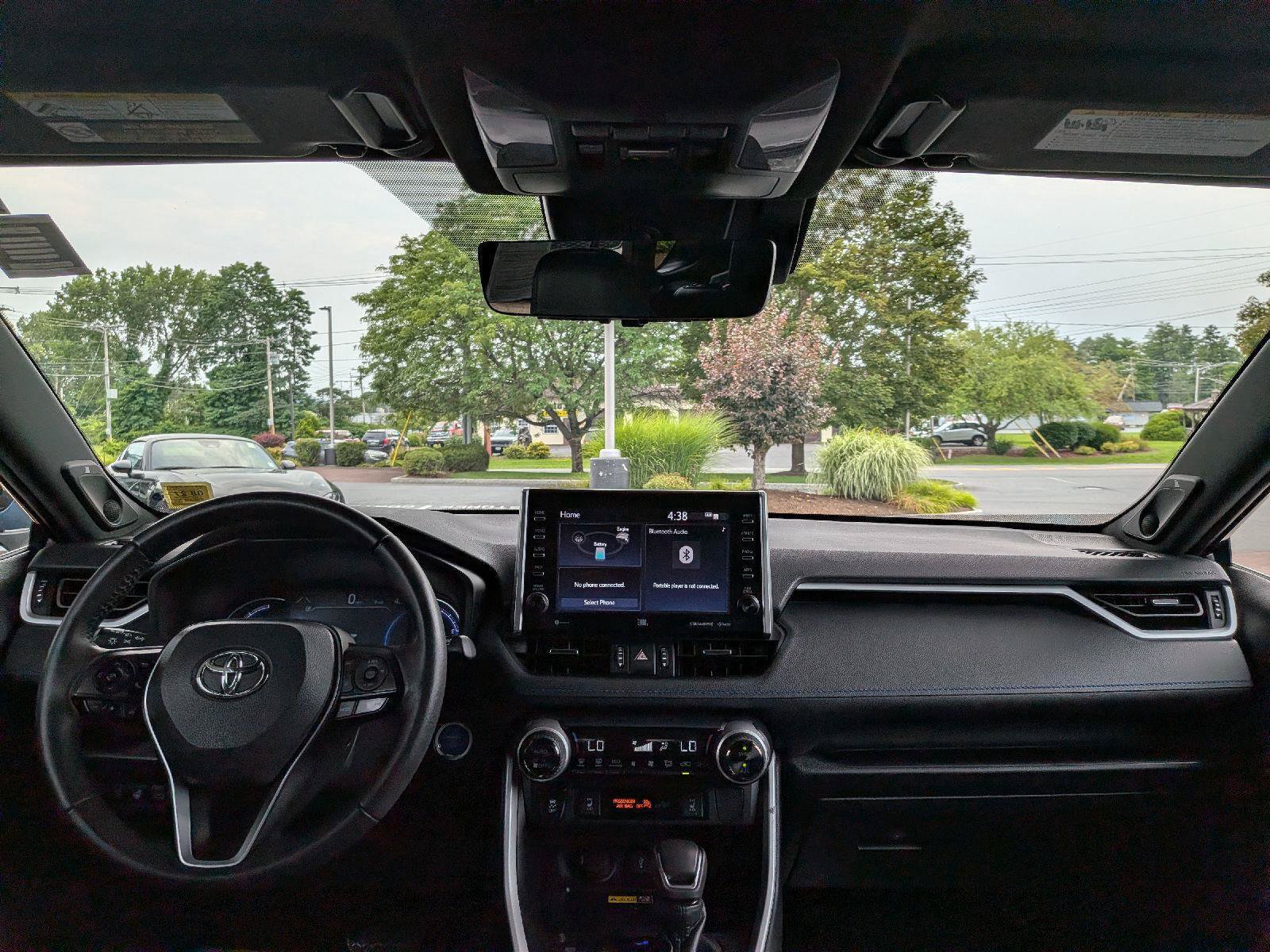 Used 2022 Toyota RAV4 XSE AWD/4WD image 27