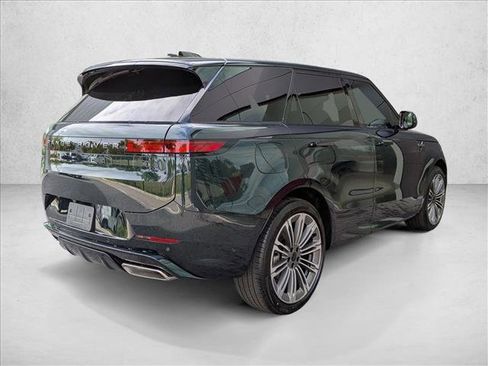 New 2026 Land Rover Range Rover Sport Dynamic SE AWD/4WD image 2