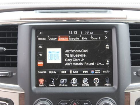 Used 2017 RAM 1500 Laramie w/ Convenience Group AWD/4WD image 24