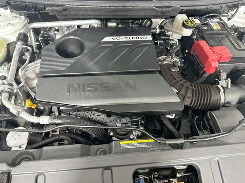 Used 2023 Nissan Rogue SV AWD/4WD image 32