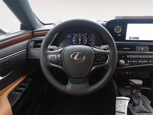 New 2025 Lexus ES 350 w/ Premium Package image 12