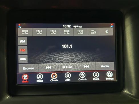 Used 2020 Dodge Charger SXT w/ Leather Interior Group RWD image 13