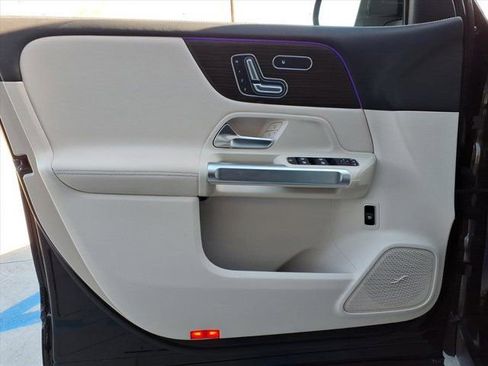 Certified 2026 Mercedes-Benz GLB 250 image 12