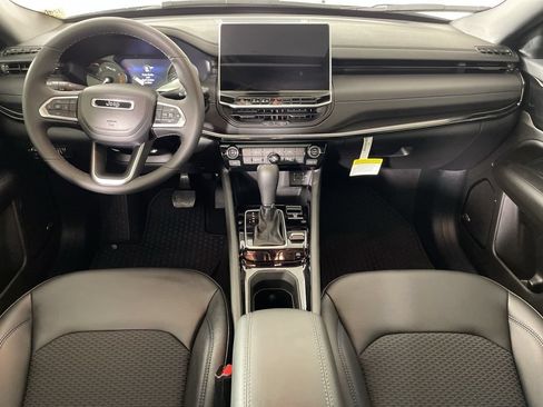 New 2026 Jeep Compass Latitude w/ Sun and Sound Group AWD/4WD image 36