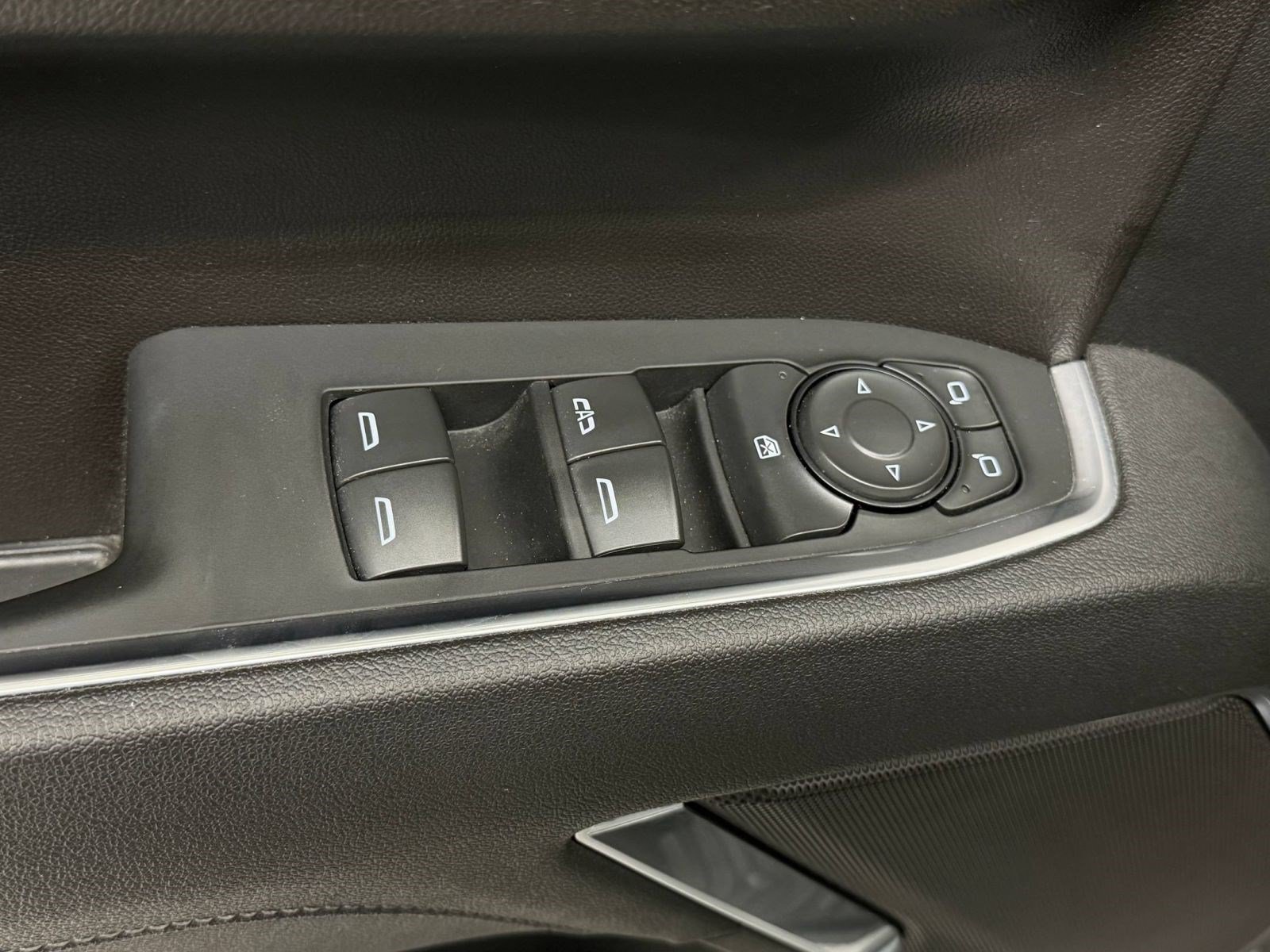 Used 2026 Chevrolet Silverado 1500 RST AWD/4WD image 31