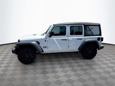 Used 2023 Jeep Wrangler Sport image 9