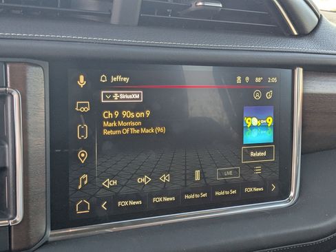 Used 2023 GMC Yukon XL Denali Ultimate image 15