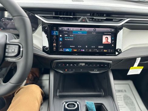 New 2026 Jeep Cherokee Limited image 17