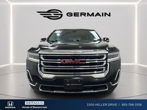 Used 2023 GMC Acadia SLE image 2