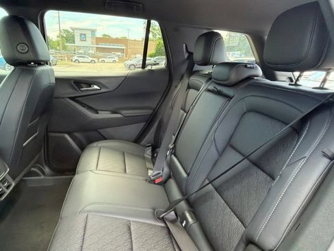 New 2026 Chevrolet Equinox LT w/ Convenience Package II AWD/4WD image 20