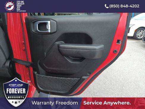 Used 2024 Jeep Wrangler Unlimited Sport AWD/4WD image 28