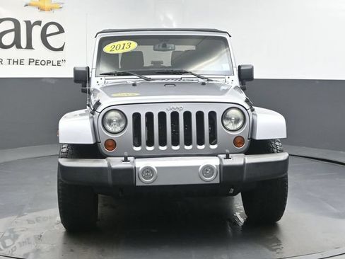 Used 2013 Jeep Wrangler Sahara w/ Dual Top Group AWD/4WD image 46