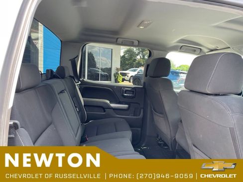 Used 2018 Chevrolet Silverado 1500 LT w/ All Star Edition AWD/4WD image 10
