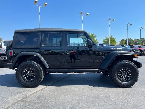 Used 2025 Jeep Wrangler Unlimited Sport AWD/4WD image 46