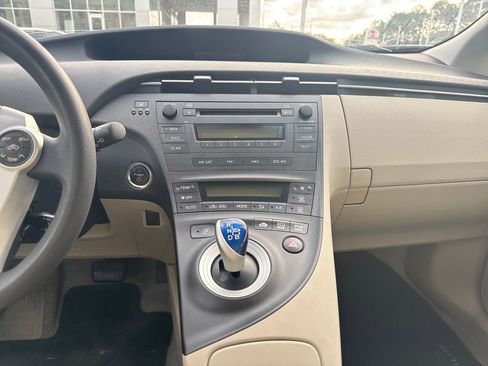 Used 2010 Toyota Prius Two image 19