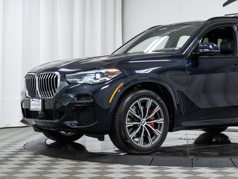 Certified 2022 BMW X5 xDrive40i w/ M Sport Package image 25