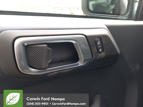 New 2025 Ford Bronco Heritage Edition image 11