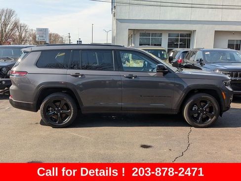 Certified 2023 Jeep Grand Cherokee L Limited w/ Black Appearance Package AWD/4WD image 2
