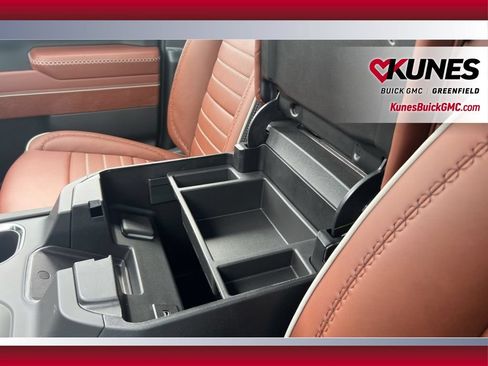 New 2026 GMC Sierra 3500 Denali Ultimate AWD/4WD image 30
