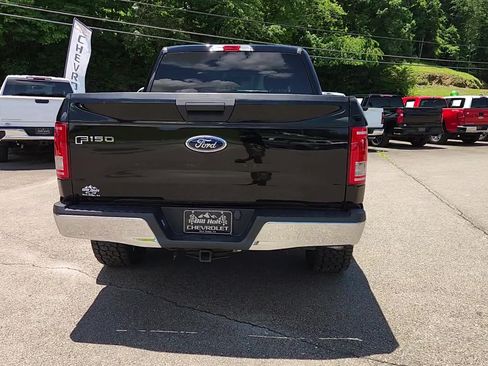 Used 2017 Ford F150 XLT AWD/4WD image 9