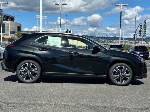 New 2026 Lexus UX 300h AWD image 3