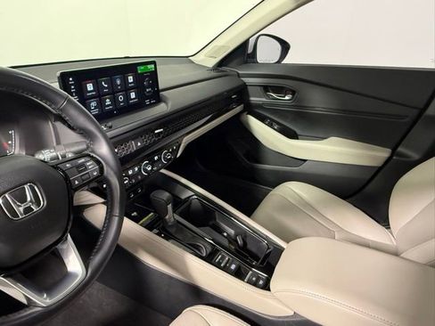 Used 2023 Honda Accord Touring image 26
