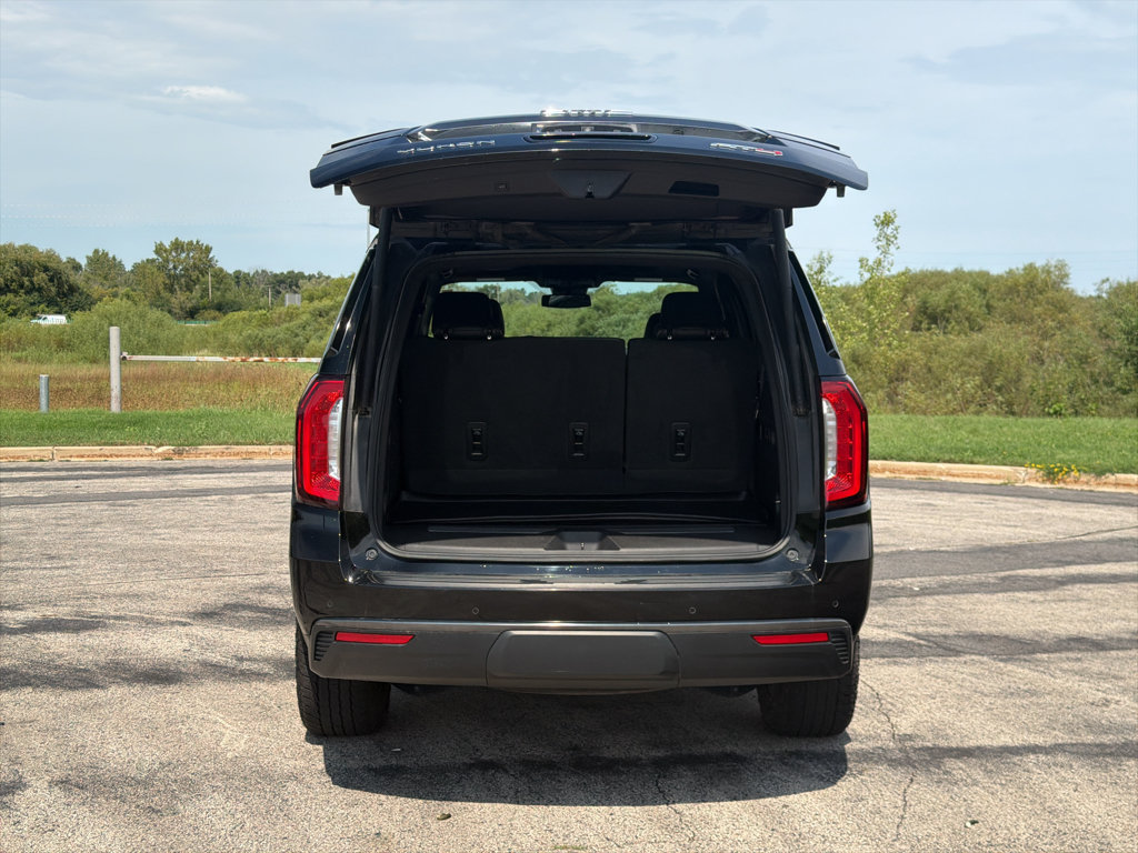 Used 2023 GMC Yukon AT4 AWD/4WD image 42